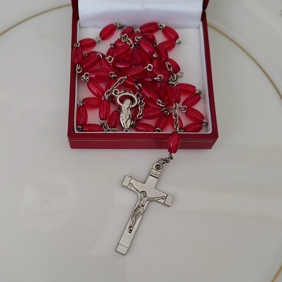 Vintage Rosary Clear Red Lucite Bead Silver Crucifix Catholic Autom Necklace - Picture 4 of 7